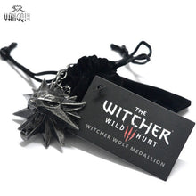 Load image into Gallery viewer, On Line Game The Witcher 3 Necklaces Wild Hunt Medallion Pendant and Chain Necklace for Men 1 Bag 1 Card Wolf Kolye